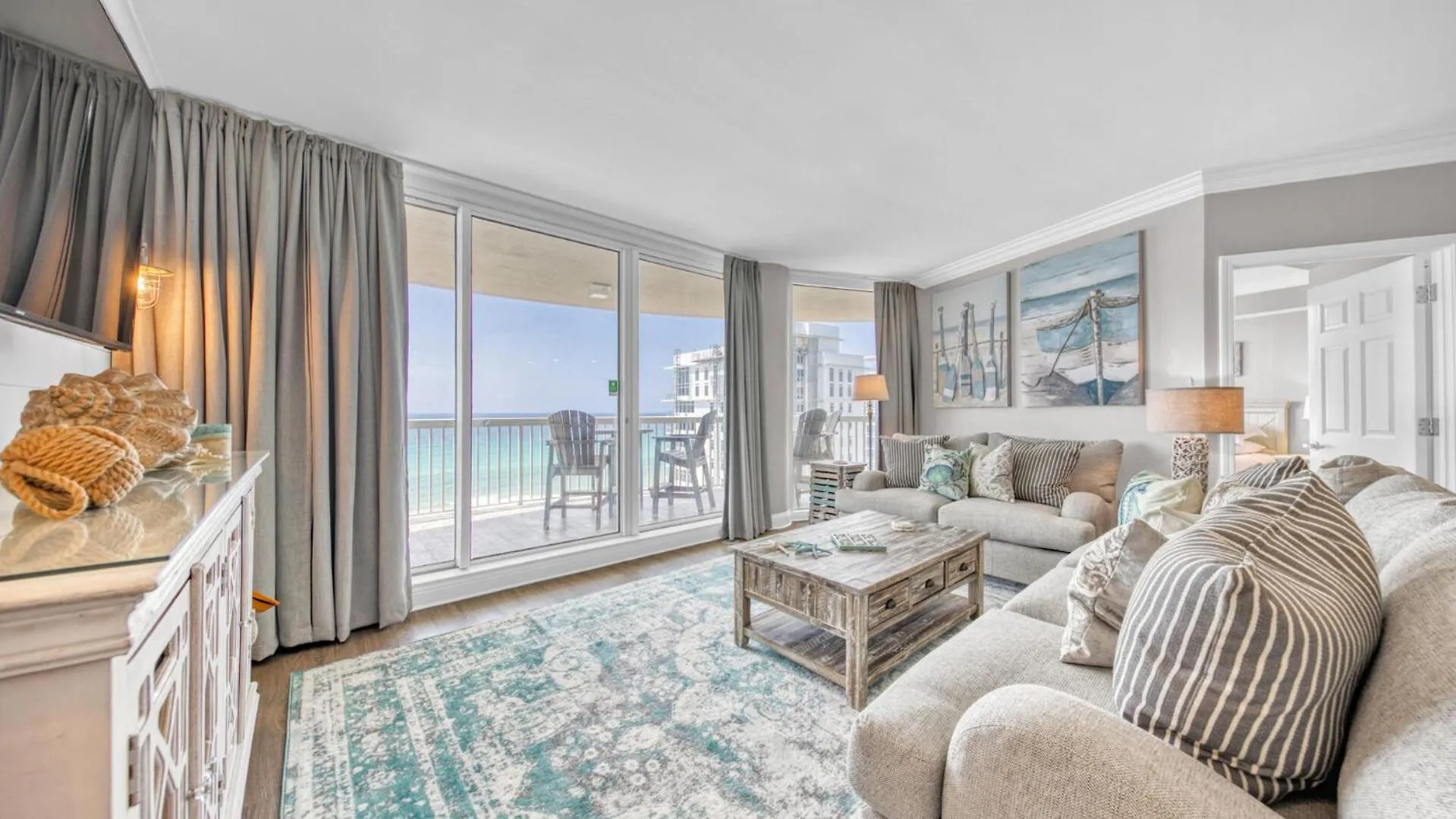 Holiday home St Maarten 907 A Newly Renovated Luxury Beach Front 3 Bedroom 9Th Floor Private Elevator Destin United States