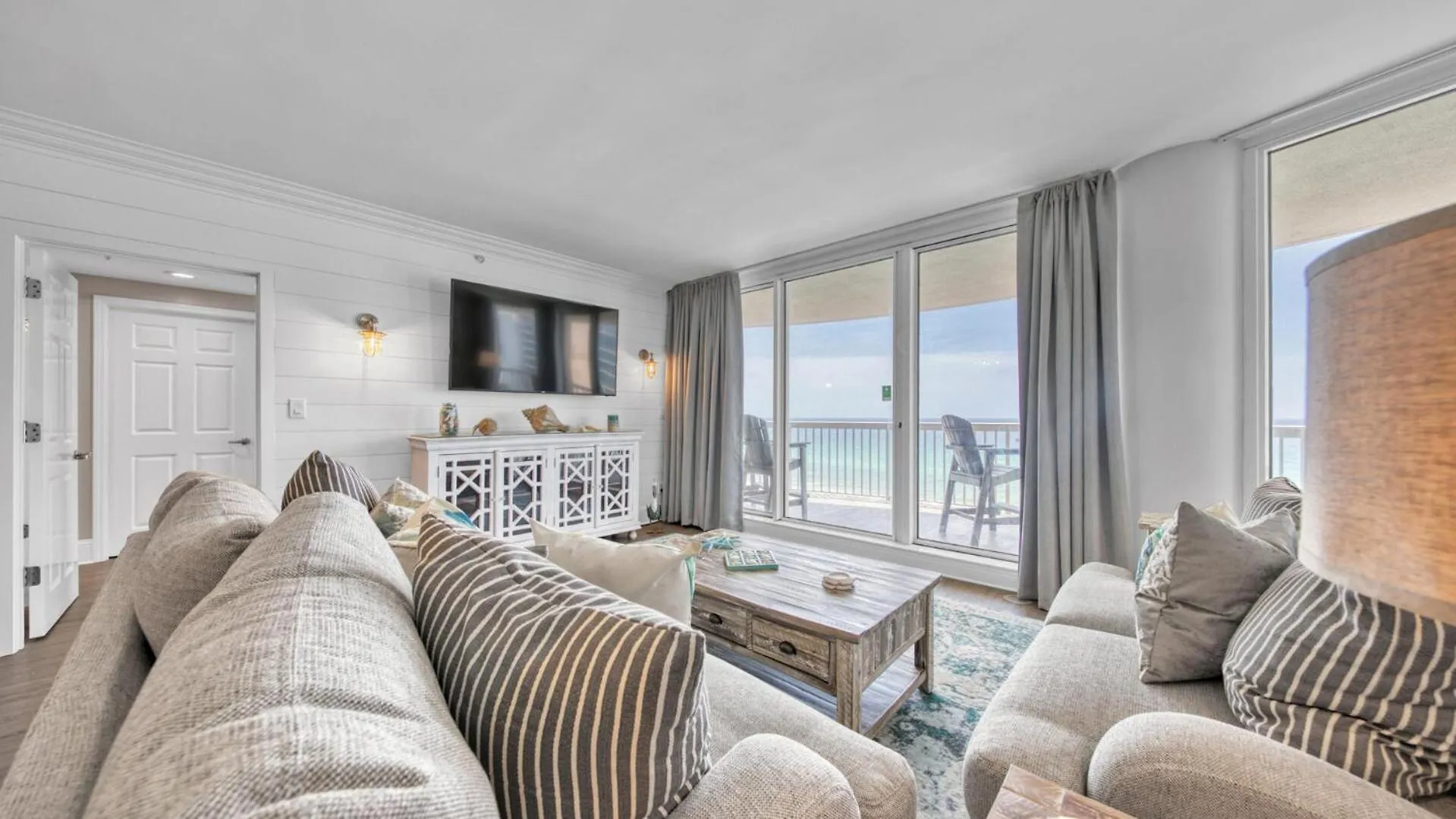 St Maarten 907 A Newly Renovated Luxury Beach Front 3 Bedroom 9Th Floor Private Elevator Destin Holiday home